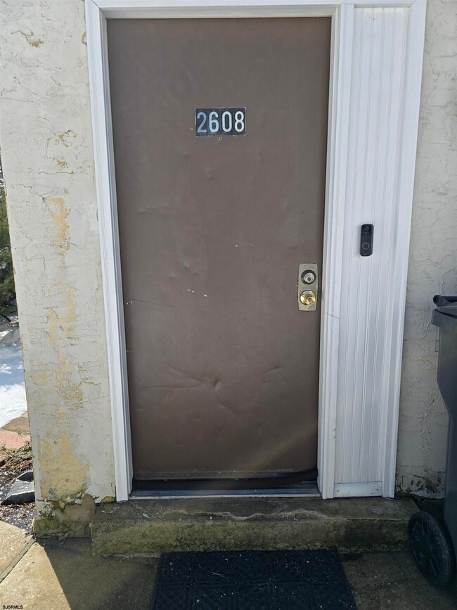 property at 2608 Woodlands Dr