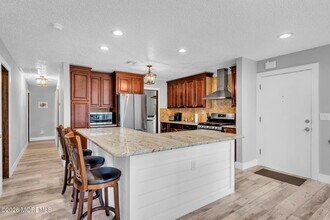 65 Grand Central Ave in Lavallette, NJ - Foto de edificio - Building Photo