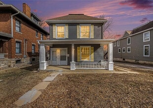 4029 McGee St, Unit 2E in Kansas City, MO - Foto de edificio - Building Photo