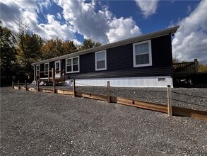 1119 County Rte 37 in Central Square, NY - Building Photo - Building Photo