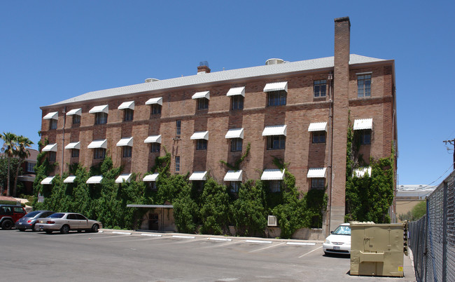 1140 Rio Grande Ave in El Paso, TX - Foto de edificio - Building Photo