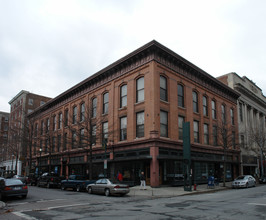 Keenan Building in Troy, NY - Foto de edificio - Building Photo