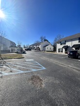 1100 Maple Tree Ln-Unit -1152 in Chattanooga, TN - Foto de edificio - Building Photo