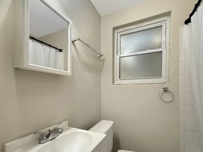 1317 Harrison Ave in New Orleans, LA - Foto de edificio - Building Photo