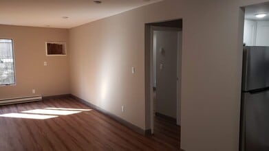 227-229-229 Cambridge Ave in Jersey City, NJ - Building Photo - Building Photo