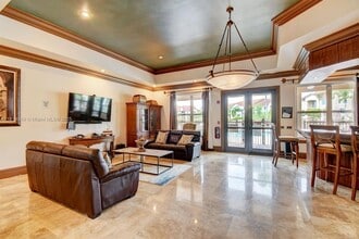 120 Villa Cir in Boynton Beach, FL - Building Photo - Building Photo