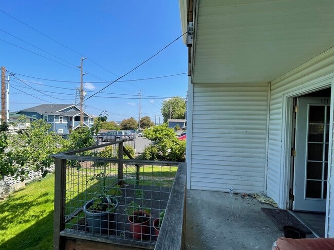 1115 N Garden St in Bellingham, WA - Building Photo - Building Photo