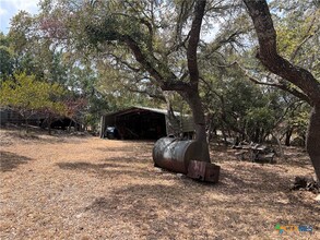 1035 Sweetwater in Canyon Lake, TX - Building Photo - Building Photo