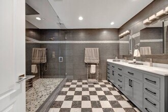 7624 Wentworth St in Los Angeles, CA - Building Photo - Building Photo