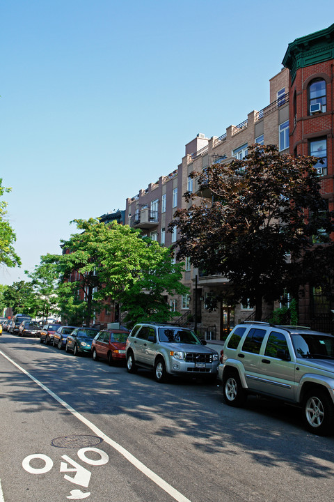 305-311 3rd St in Brooklyn, NY - Building Photo