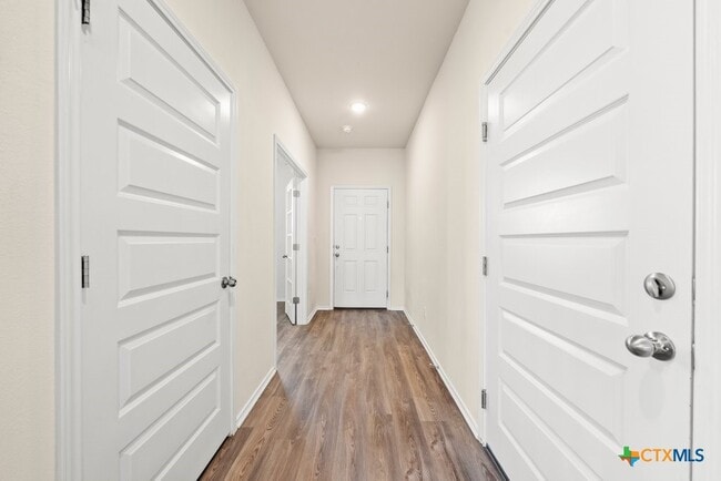 145 Goldfinch Dr in San Marcos, TX - Building Photo - Building Photo
