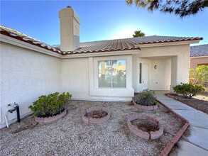 4533 Bescano Dr in Las Vegas, NV - Building Photo - Building Photo