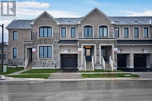 3079 Robert Lamb Blvd in Oakville, ON - Building Photo