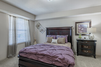 Villas at Stonebridge I and II in Edmond, OK - Building Photo - Interior Photo