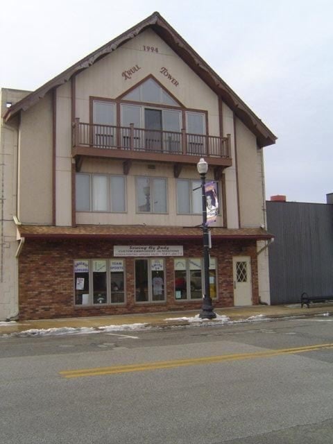 Krull Tower in Hobart, IN - Building Photo