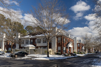 Tarleton Oaks Condominium Association in Virginia Beach, VA - Building Photo - Building Photo