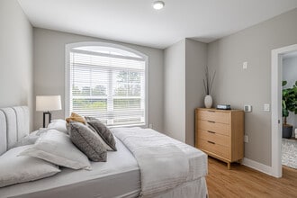 Meridia Upper Main in Lincoln Park, NJ - Building Photo - Interior Photo