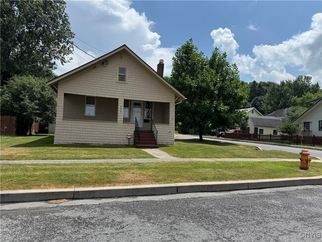 property at 400 Pawling St