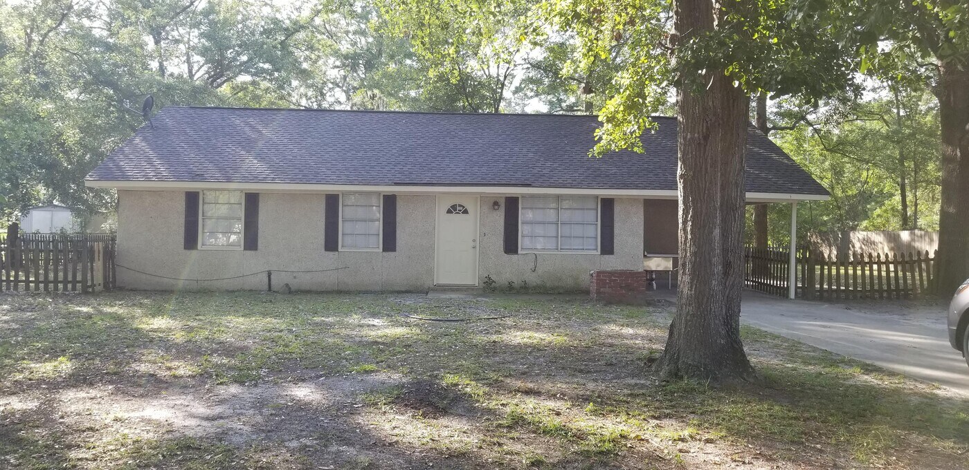 531 Ashmore Rd in Hinesville, GA - Building Photo