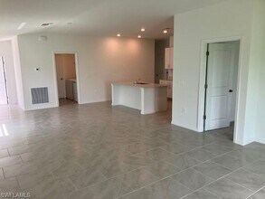 12145 Savanna Lks Blvd in Lehigh Acres, FL - Building Photo - Building Photo