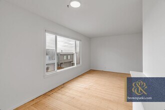76 Los Palmos Dr in San Francisco, CA - Building Photo - Building Photo