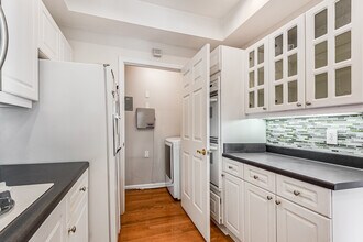 3636 Habersham Rd NW in Atlanta, GA - Building Photo - Building Photo