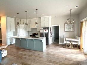 5509 Malpaso Crk Dr in Mustang, OK - Building Photo - Building Photo