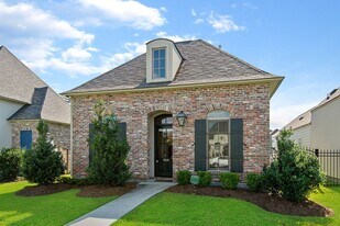 2619 Cresthaven Ave in Baton Rouge, LA - Building Photo