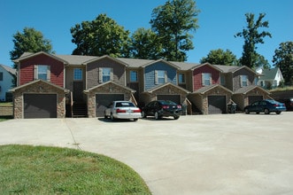 1714 Thistlewood Dr in Clarksville, TN - Building Photo - Building Photo