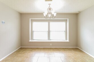 5714 Straight Way in Houston, TX - Building Photo - Building Photo