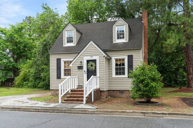 102 E 9th St in Washington, NC - Building Photo - Building Photo