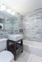 West 14th Street, Unit 2F in New York, NY - Building Photo - Building Photo