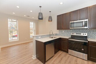 536 Madison Ave in Albany, NY - Building Photo - Building Photo