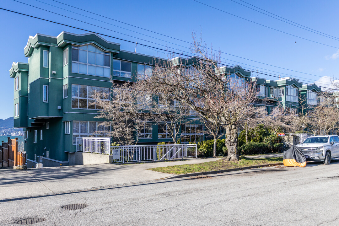 Pacific Landing in Vancouver, BC - Building Photo