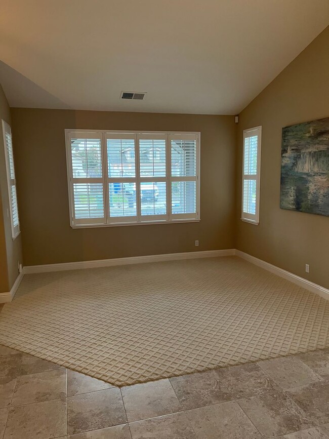 7339 15th Hole Dr in Windsor, CA - Building Photo - Building Photo
