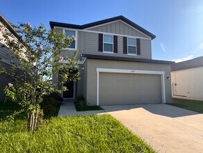 1022 Kelly Fern Lp in Ruskin, FL - Building Photo - Building Photo
