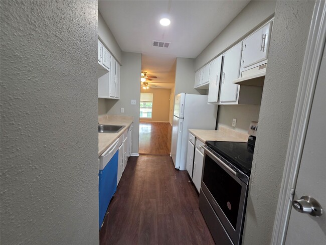 property at 12722 Shannon Hills Dr