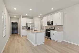 617 McKenna Dr in McKinney, TX - Building Photo - Building Photo