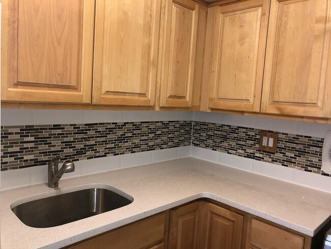 231 Kinderkamack Rd in Hackensack, NJ - Building Photo - Building Photo