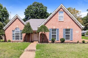 5694 Pecan Trce in Bartlett, TN - Building Photo