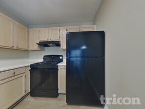 1831 Commonwealth Dr in Woodstock, GA - Building Photo - Building Photo