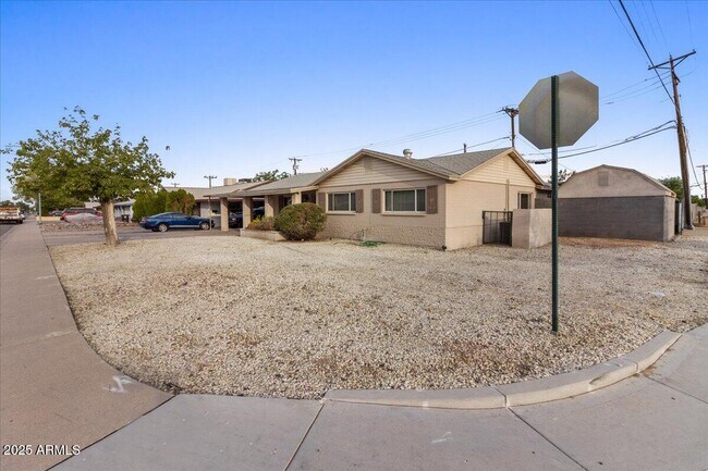 7219 E Roosevelt St in Scottsdale, AZ - Building Photo - Building Photo