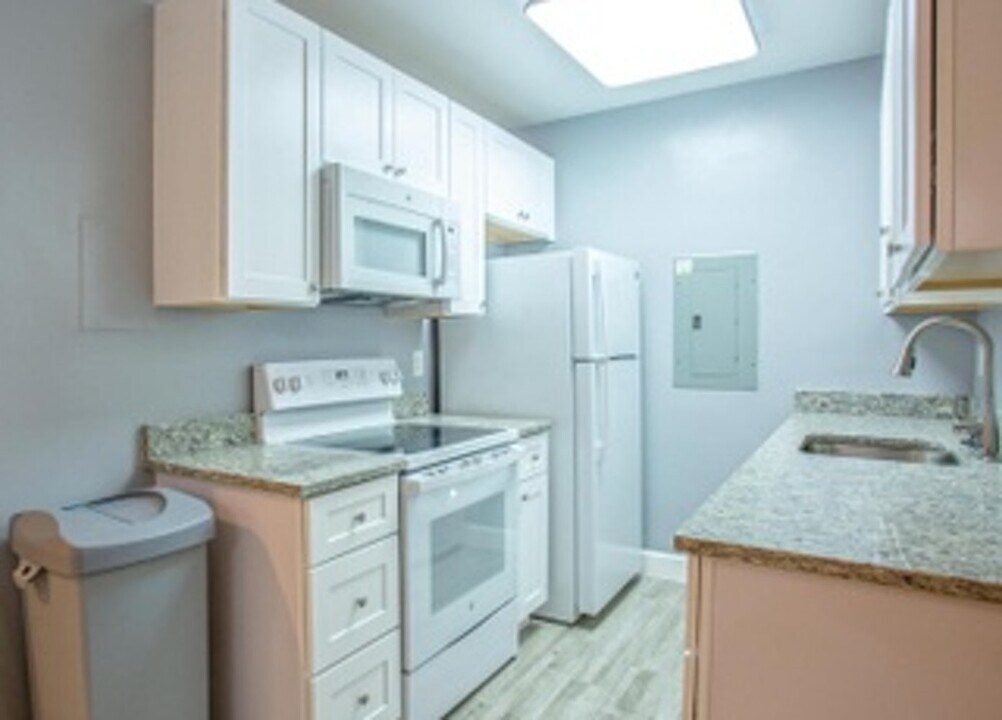 1001 Chillum Rd in Hyattsville, MD - Building Photo