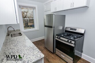 7431 S Eggleston Ave in Chicago, IL - Foto de edificio - Building Photo