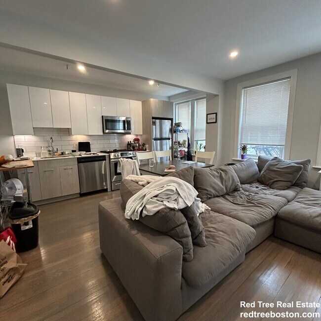 property at 121 Park Dr