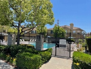 2825 N Chevington Ct in Orange, CA - Building Photo - Building Photo