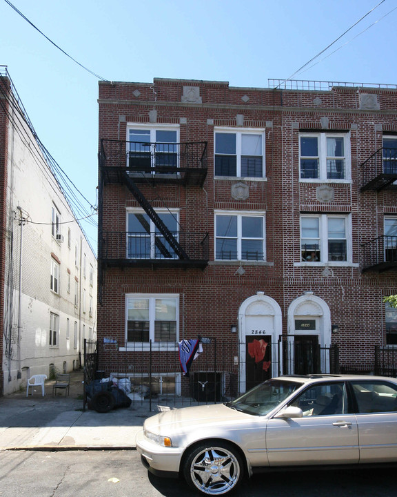 2846 W 36th St in Brooklyn, NY - Building Photo