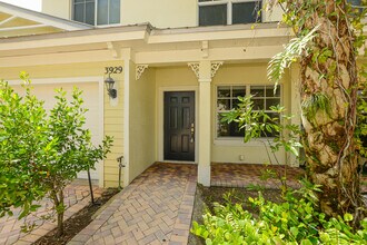 3929 Sabal Way in Fort Pierce, FL - Building Photo - Building Photo