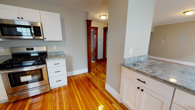 65 Sterling St, Unit 67 in Somerville, MA - Building Photo - Building Photo