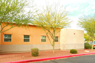 Blanche Johnson Courtyards in Tucson, AZ - Building Photo - Building Photo